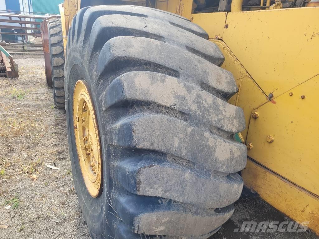 CAT 980 B Rataslaadurid