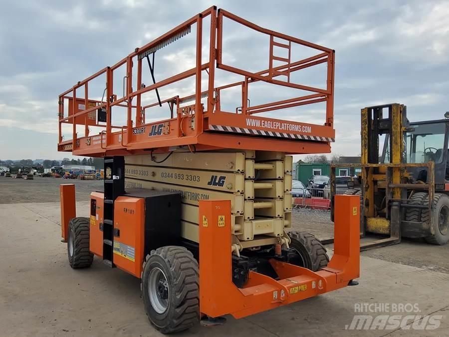 JLG 530LRT Käärtõstukid