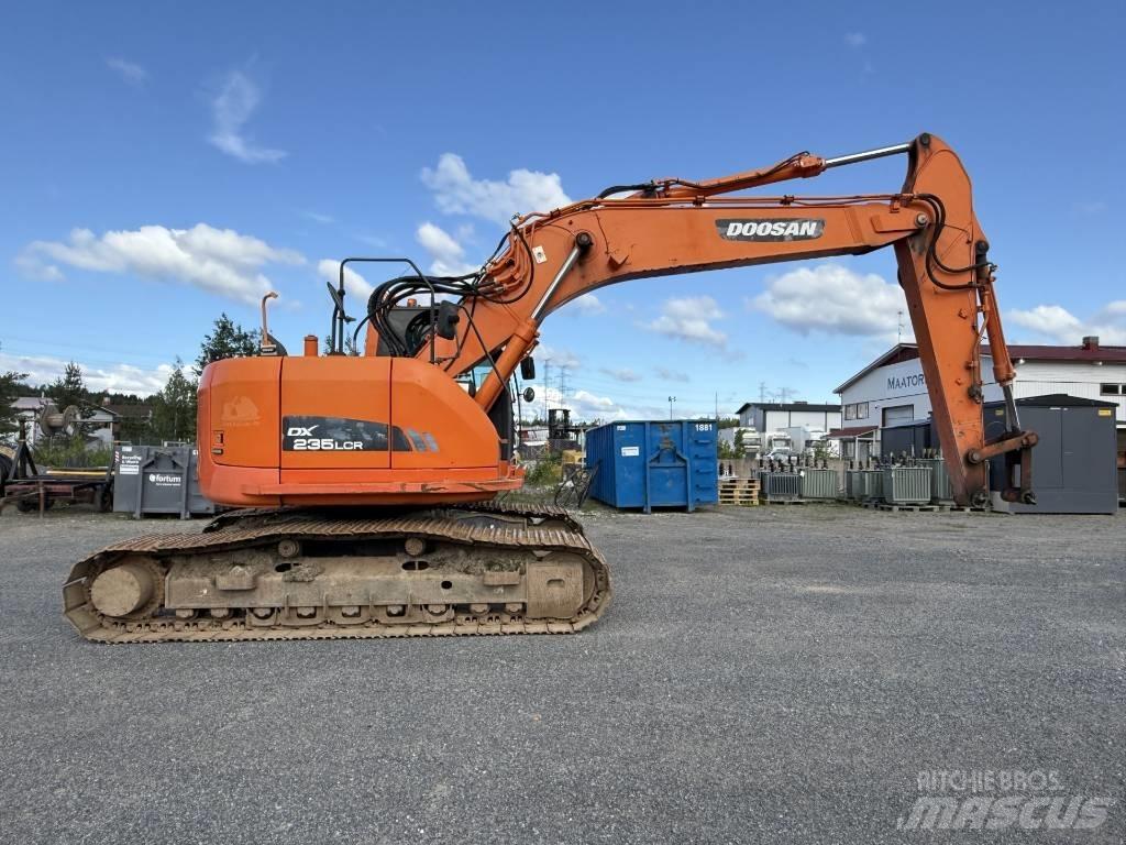Doosan DX 235 LCR Roomikekskavaatorid