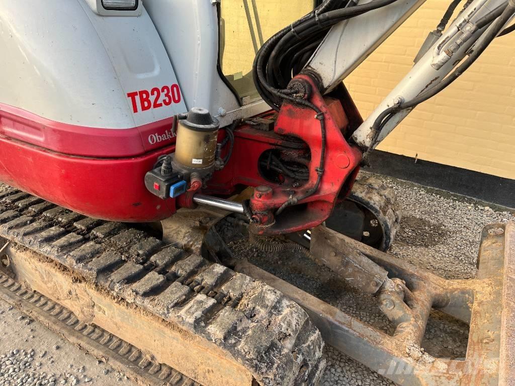 Takeuchi TB 320 Miniekskavaatorid < 7 t