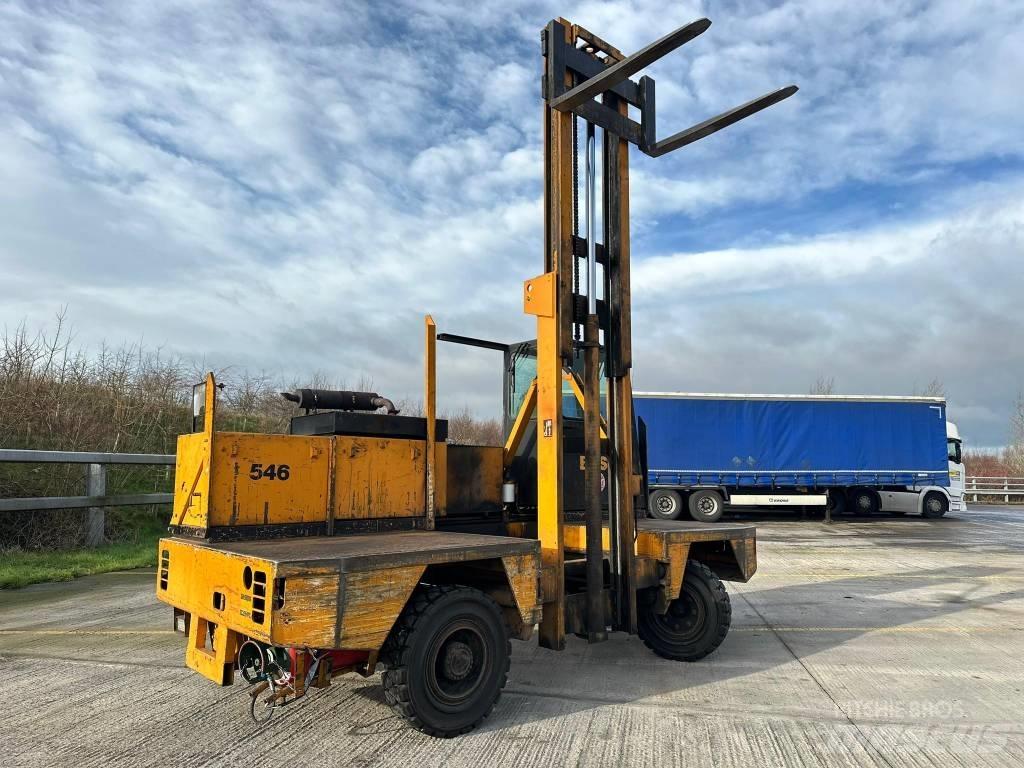 Boss 546 SIDE LOADER Külglaadurid