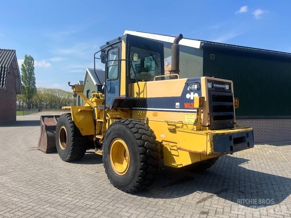 Komatsu WA 320-1 Rataslaadurid