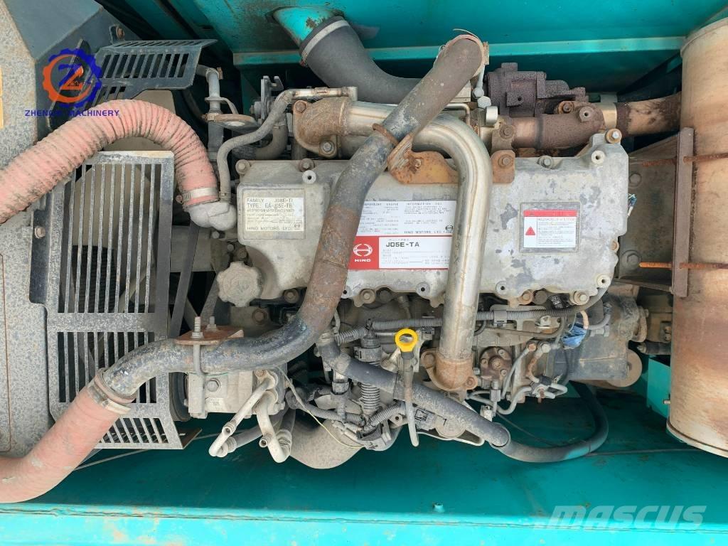 Kobelco SK 260 LC Roomikekskavaatorid