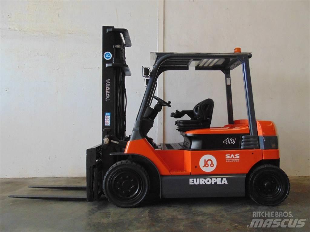 Toyota 7FBMF40 Elektritõstukid