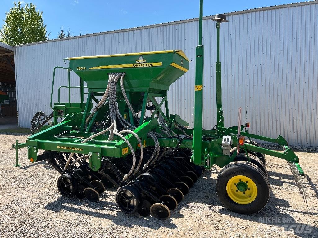 John Deere 750 A Külvikud