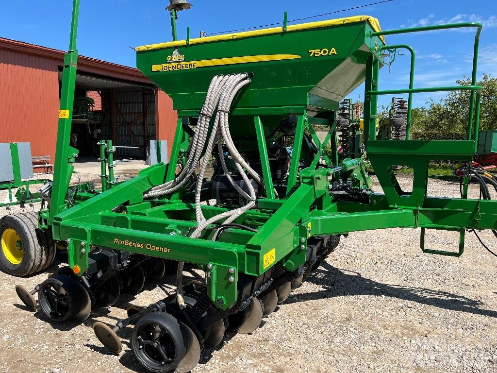 John Deere 750 A Külvikud