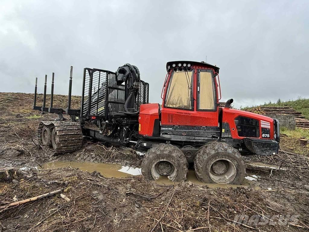Komatsu 875 Forwarderid