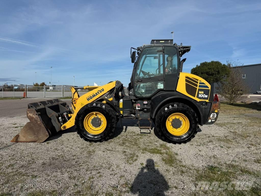 Komatsu WA 100M-7 Rataslaadurid