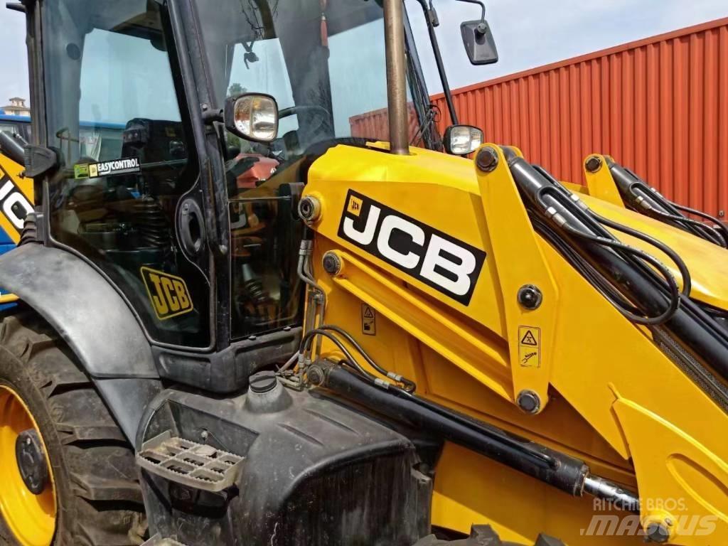 JCB 3 CX Ekskavaatorlaadurid
