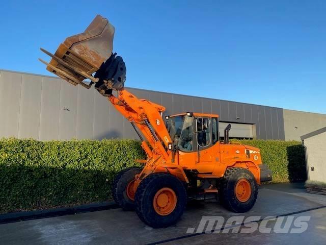 Doosan DL 200 Rataslaadurid