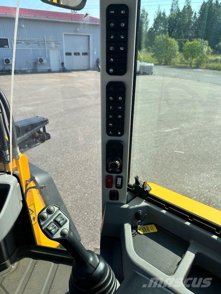JCB 417 HT Rataslaadurid