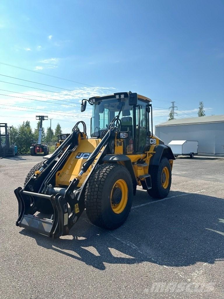 JCB 417 HT Rataslaadurid