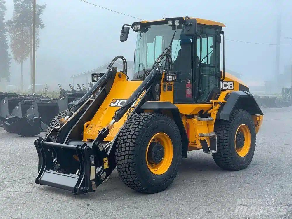 JCB 417 HT Rataslaadurid
