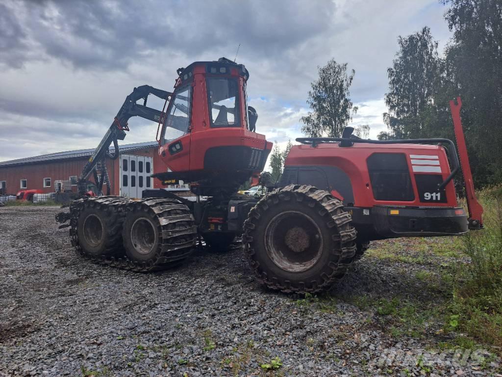 Komatsu 911 Harvesterid