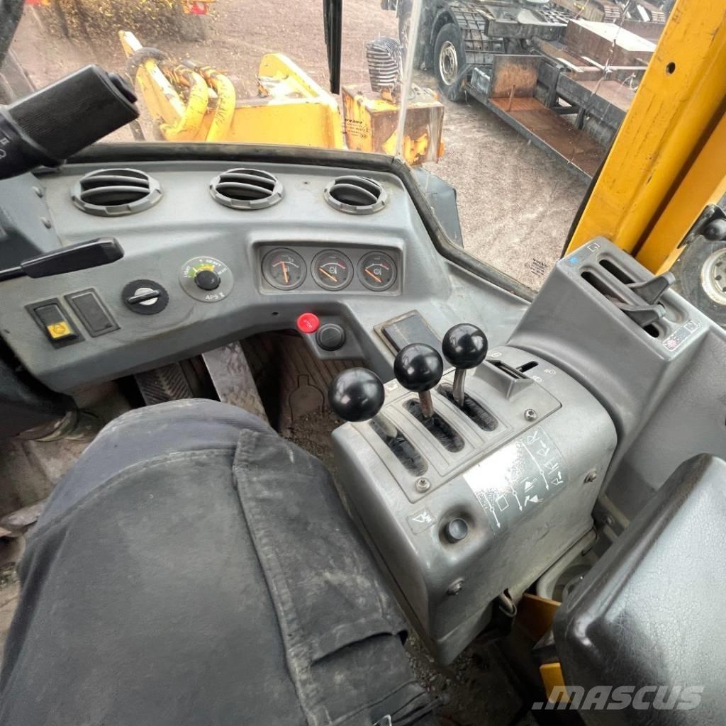 Volvo L 120 C Rataslaadurid