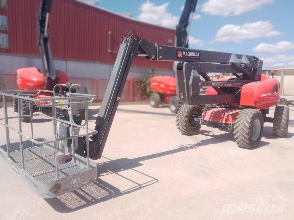 Manitou 200 ATJ Iseliikuvad poomtõstukid