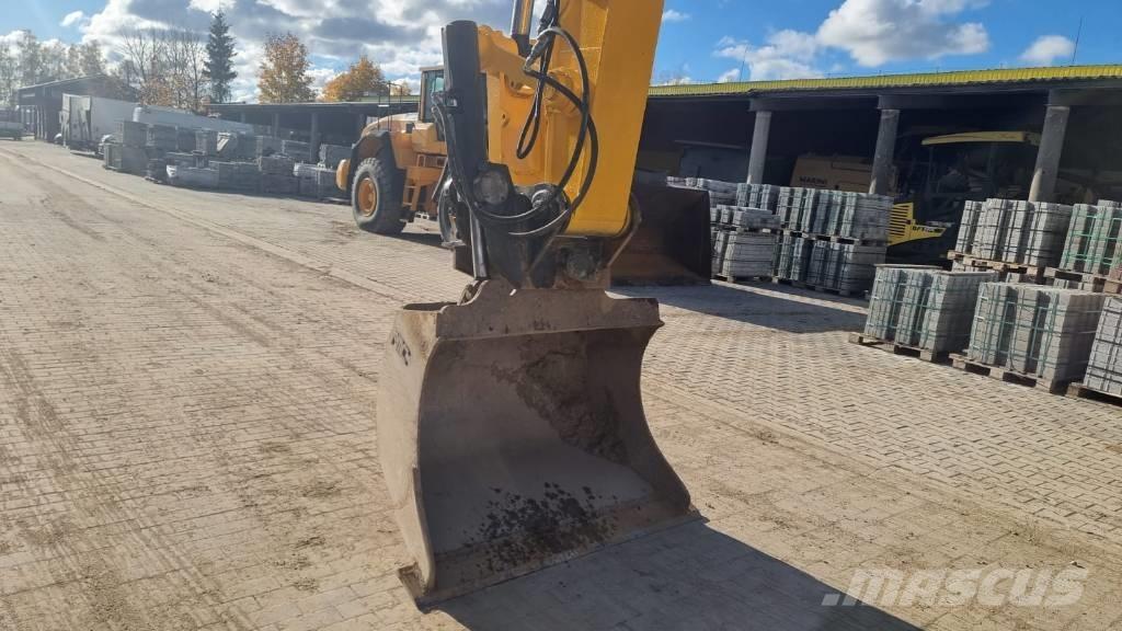 JCB JS 220 LC Roomikekskavaatorid