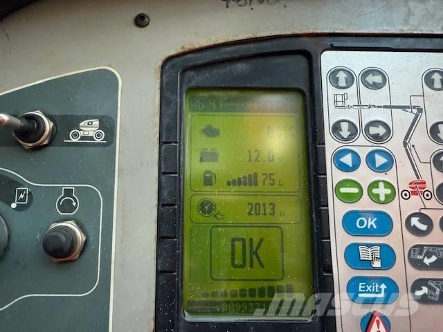 Manitou 200 ATJ Iseliikuvad poomtõstukid