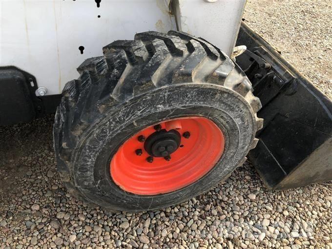 Bobcat S 300 Kompaktlaadurid