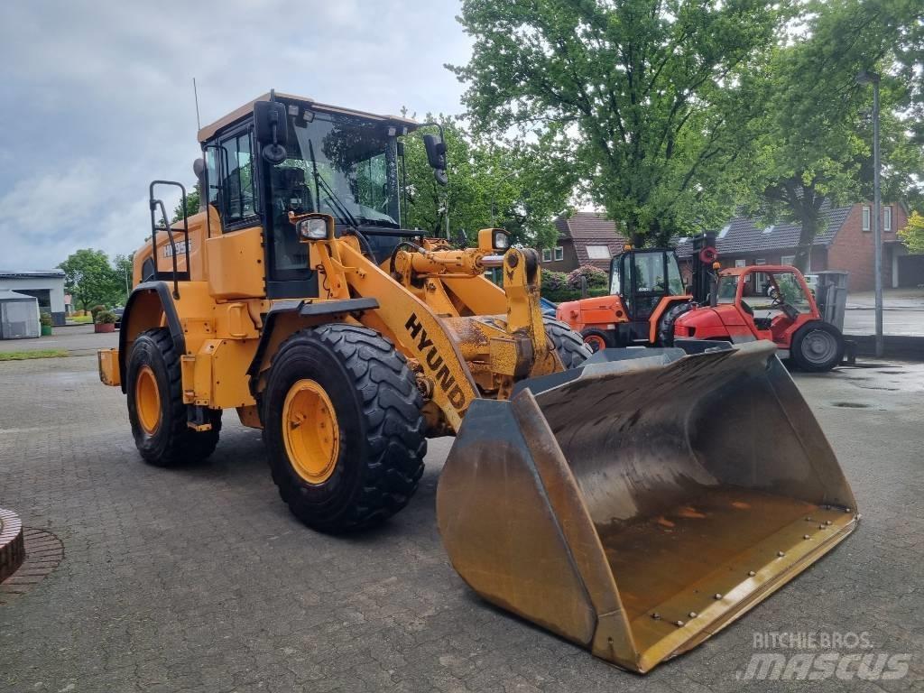 Hyundai HL 955 A Rataslaadurid