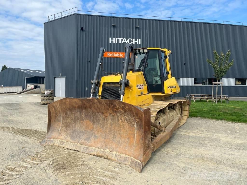 New Holland D180 Buldooserid