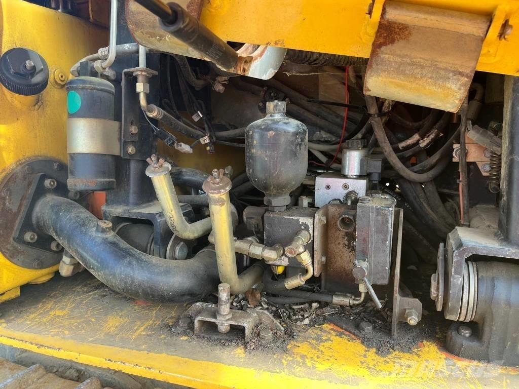 New Holland D180 Buldooserid