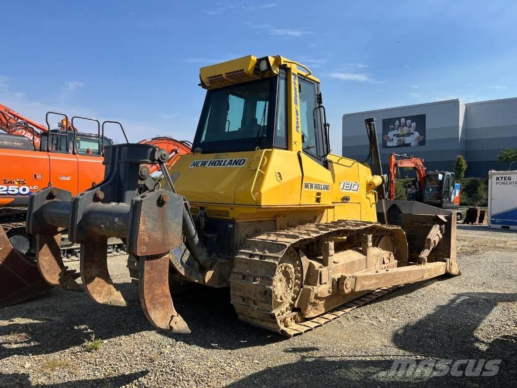 New Holland D180 Buldooserid