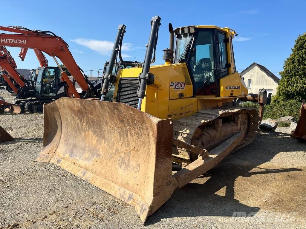 New Holland D180 Buldooserid