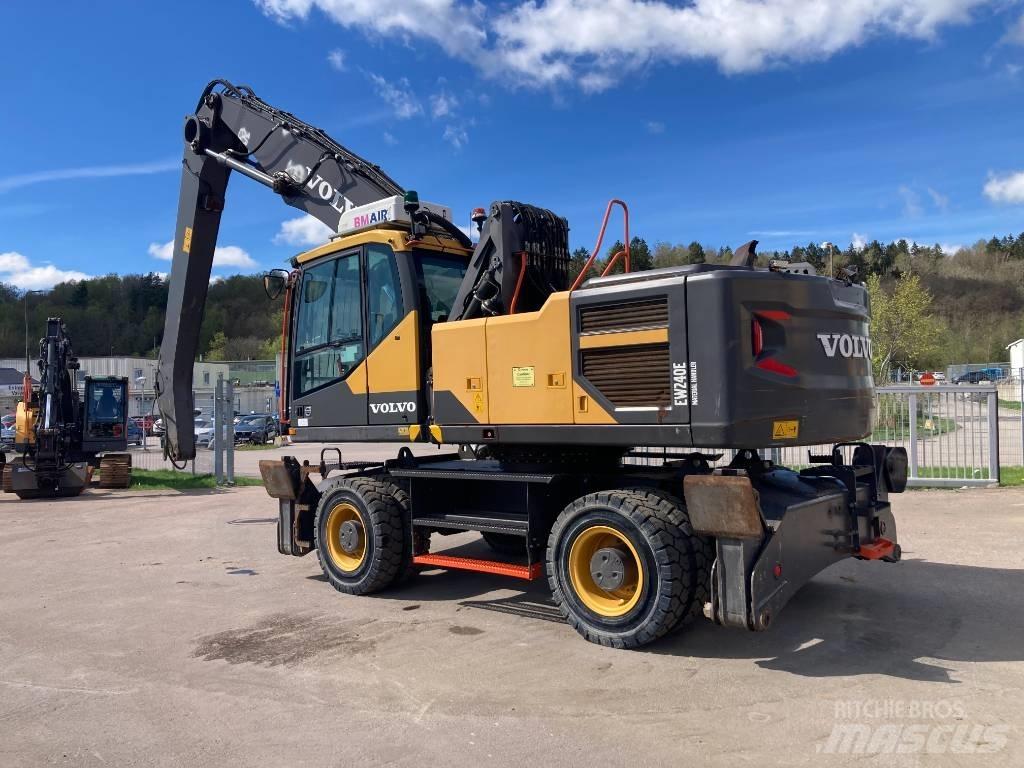 Volvo EW 240 E MH Materjalikäitlusmasinad