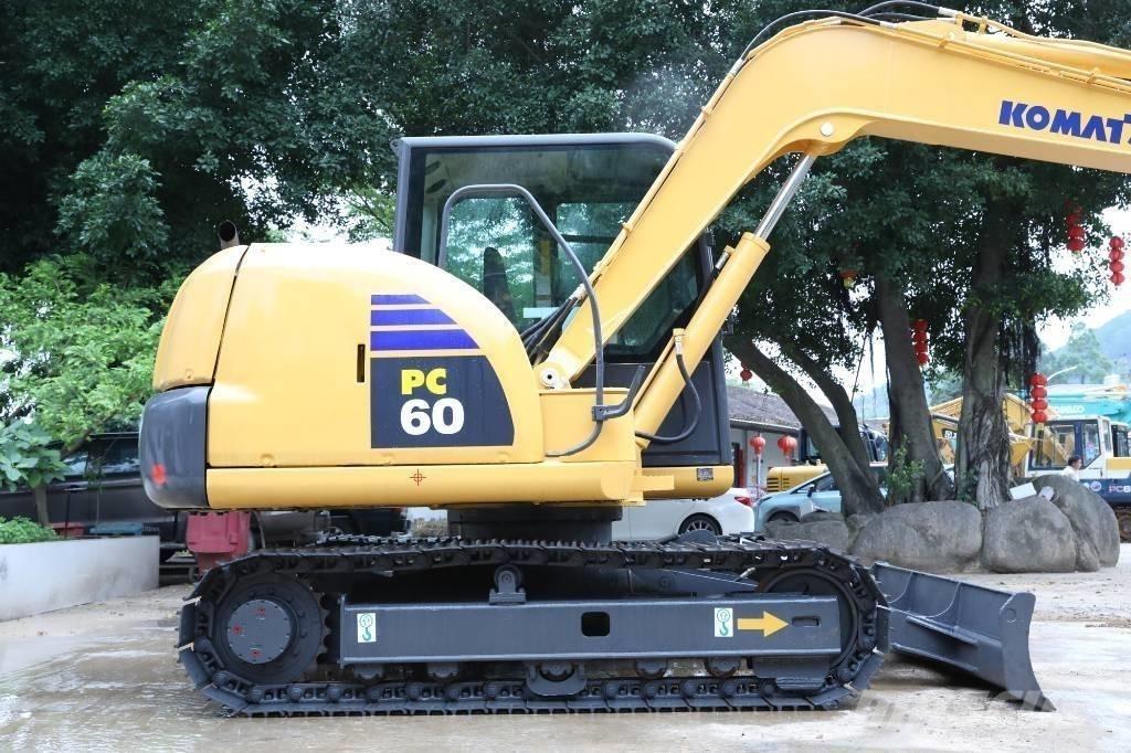 Komatsu PC 60-8 Roomikekskavaatorid
