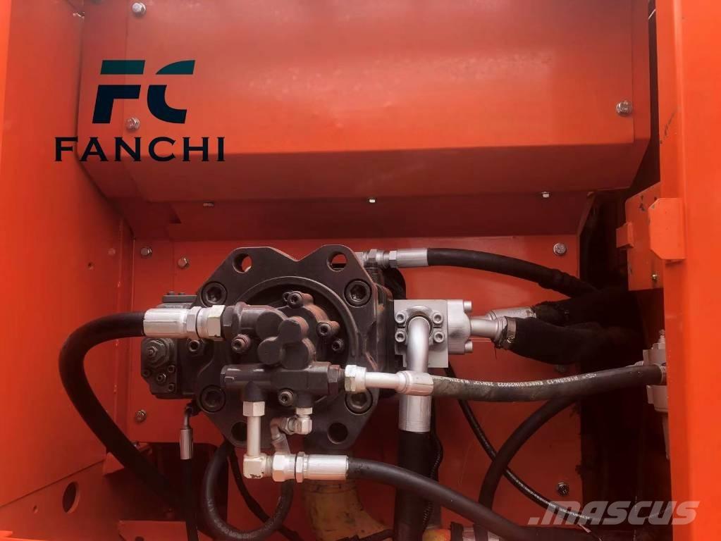 Doosan DX 225 LC Roomikekskavaatorid