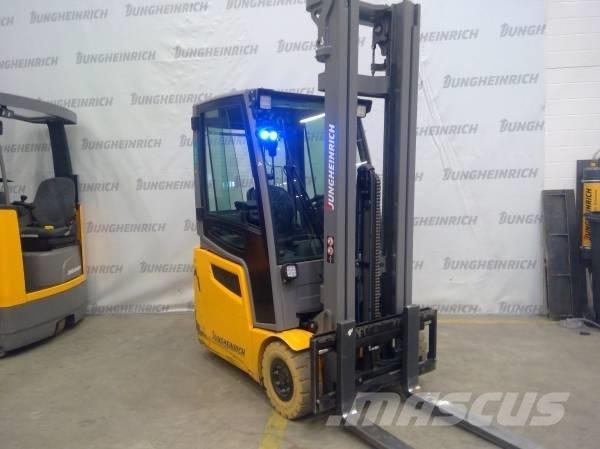 Jungheinrich EFG 215 Elektritõstukid