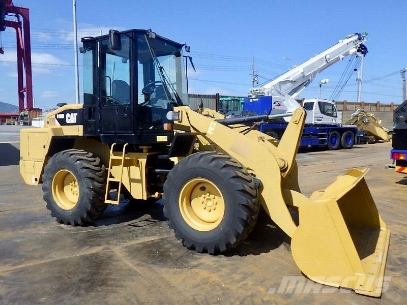 CAT 910 H Rataslaadurid