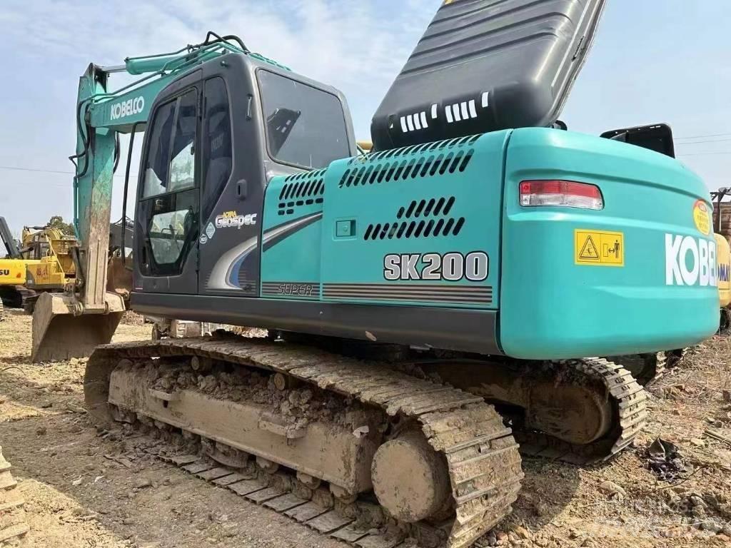 Kobelco SK 200 Roomikekskavaatorid