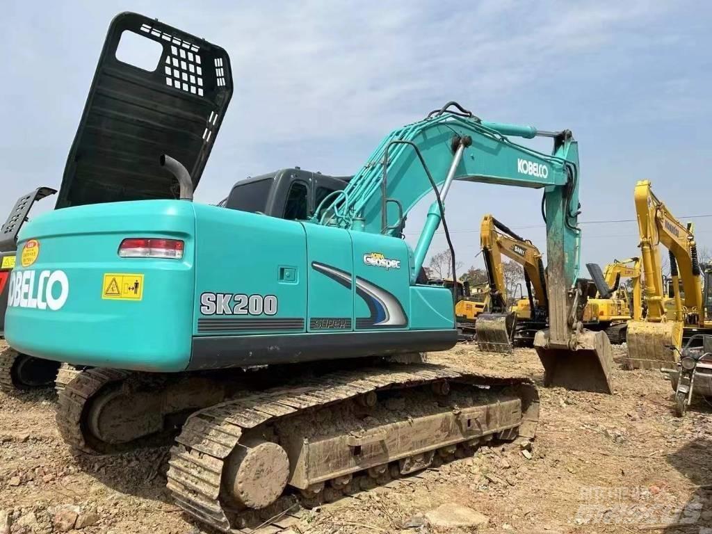 Kobelco SK 200 Roomikekskavaatorid
