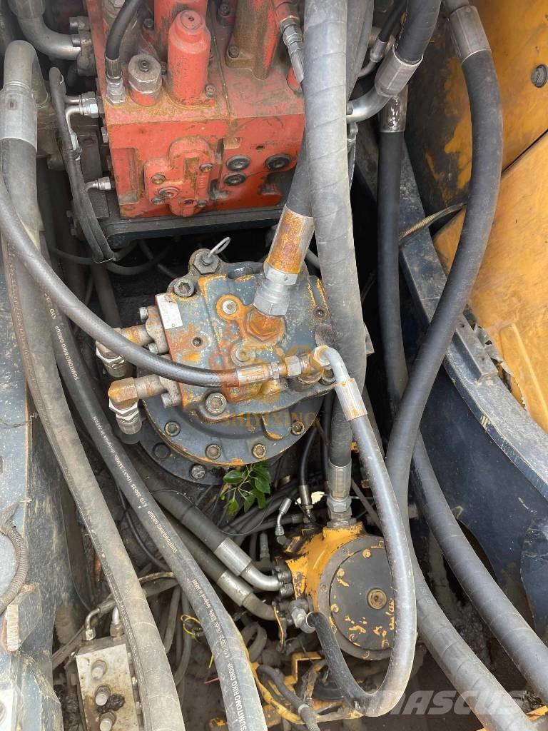 Hyundai 210W-9 Ratasekskavaatorid