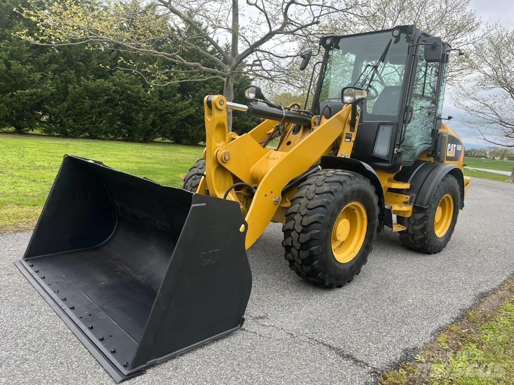 CAT 908M Rataslaadurid