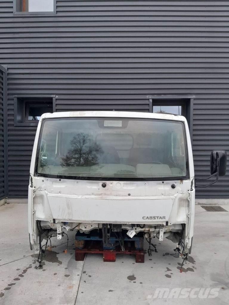Nissan Cabstar Kabiinid