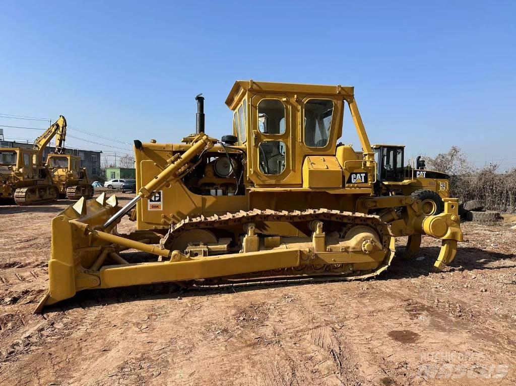 CAT D 8 K Buldooserid