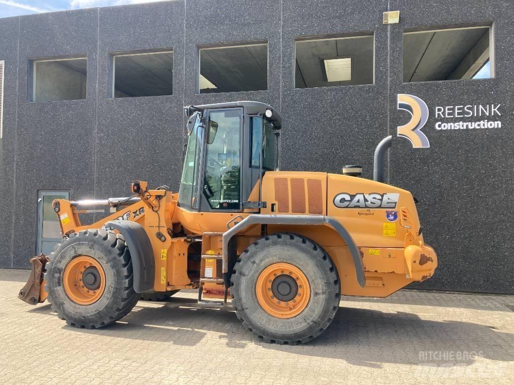 CASE 621 F XR Rataslaadurid