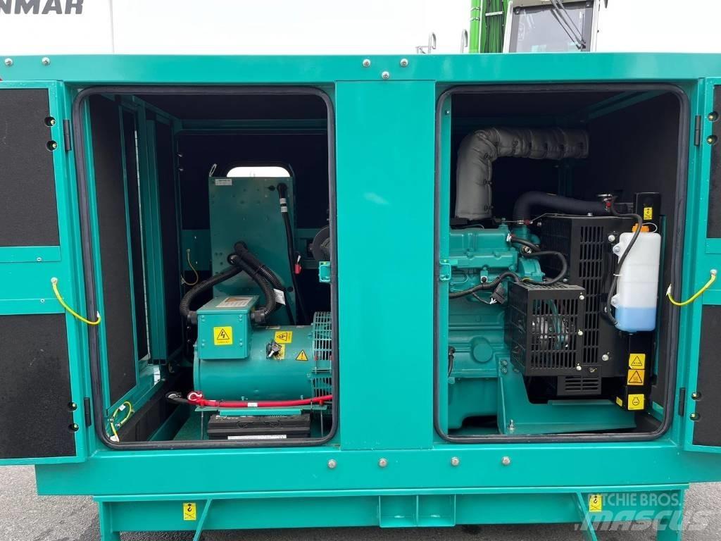 Cummins C33D5 (QES30) Diiselgeneraatorid