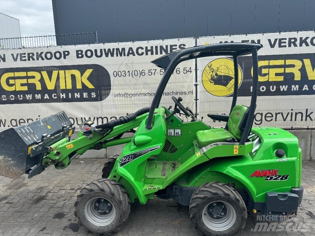 Avant 528 Väikelaadurid