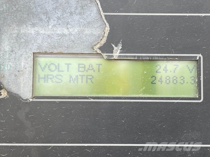 CAT C 18 - 700 Diiselgeneraatorid