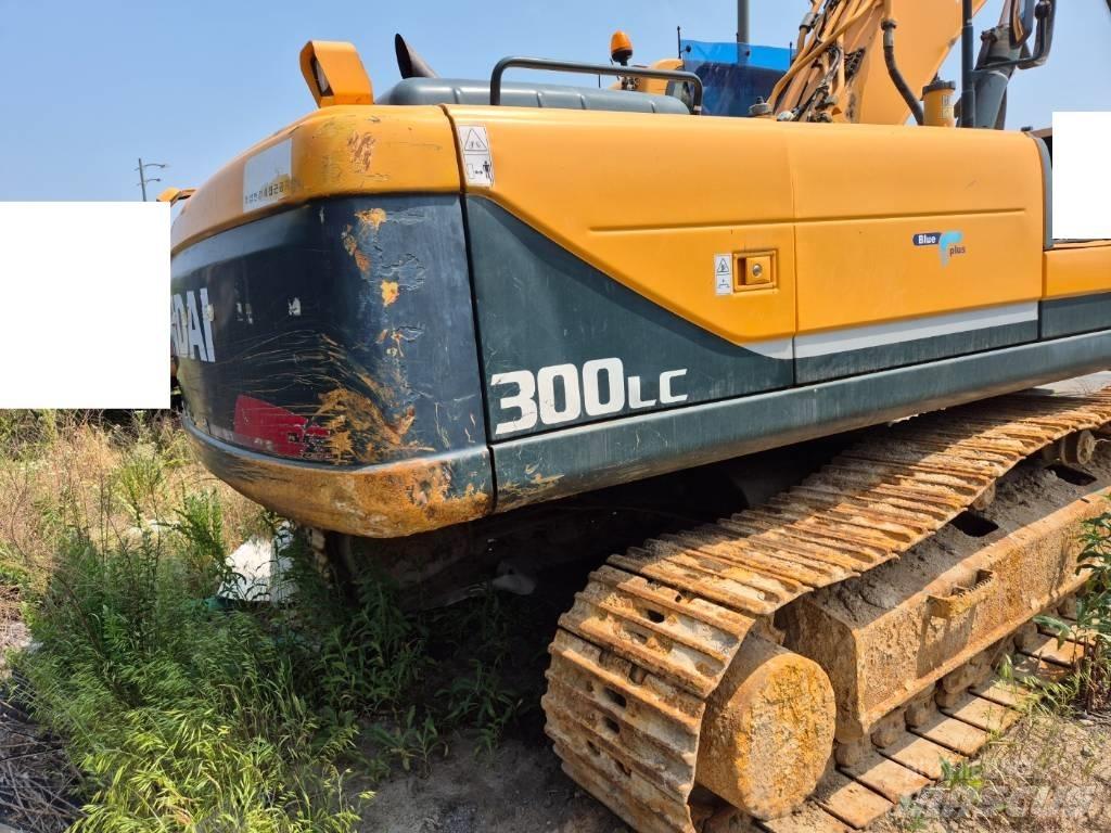 Hyundai Robex 300 LC Roomikekskavaatorid