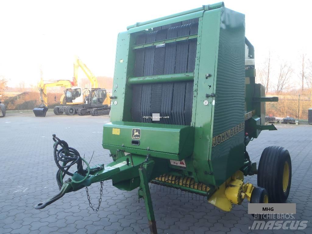 John Deere 590 Ruloonpressid