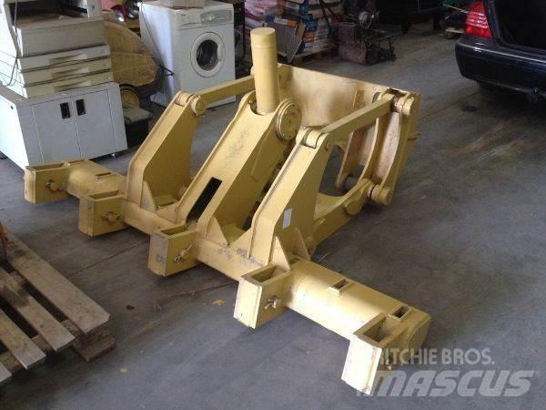 CAT 140H/160H Ripper Muu