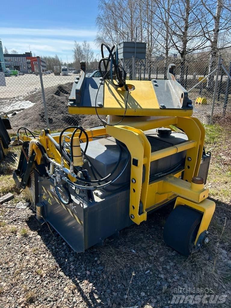 Stark KAH 2000 ST Tänavapuhastusmasinad