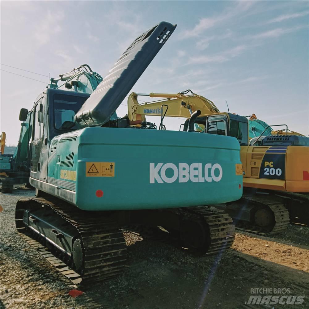 Kobelco SK 200D Roomikekskavaatorid
