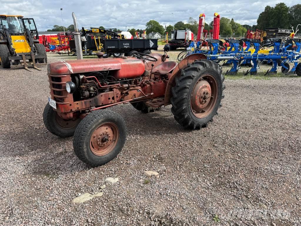 Volvo krabat T-425 Traktorid