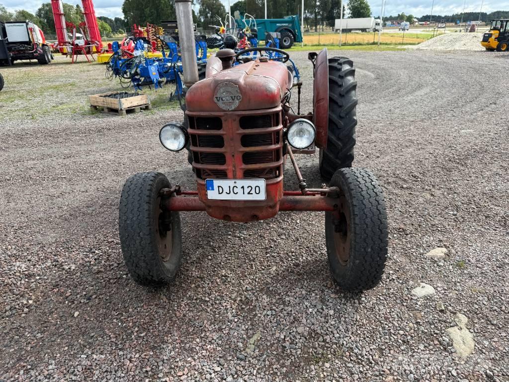 Volvo krabat T-425 Traktorid